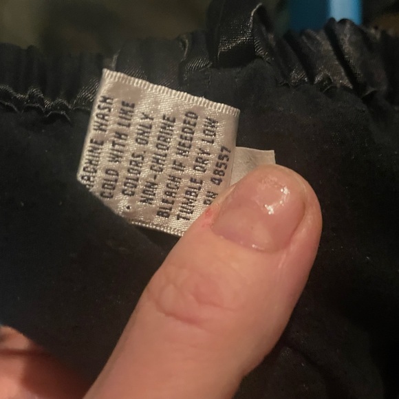 Black silky pajama pants - Picture 6 of 6